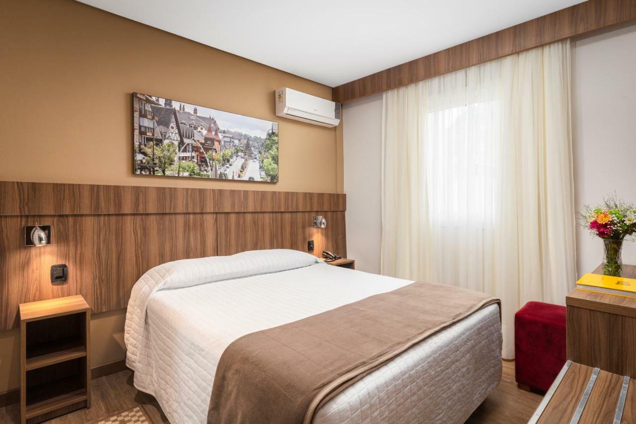 Hotel Fioreze Centro Gramado Exterior photo